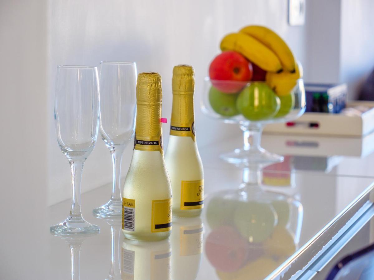 Honeymoon Apartments ベナルマデナ エクステリア 写真