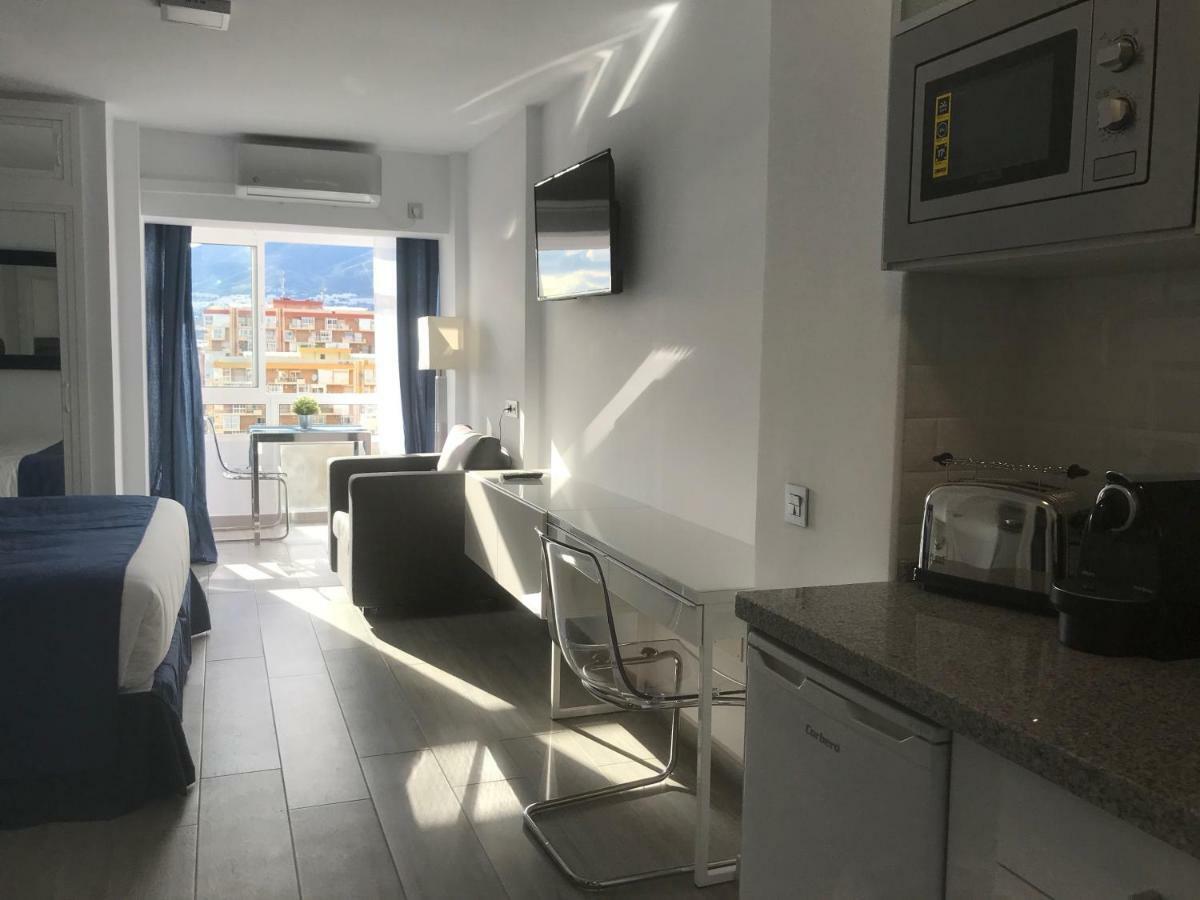 Honeymoon Apartments ベナルマデナ エクステリア 写真